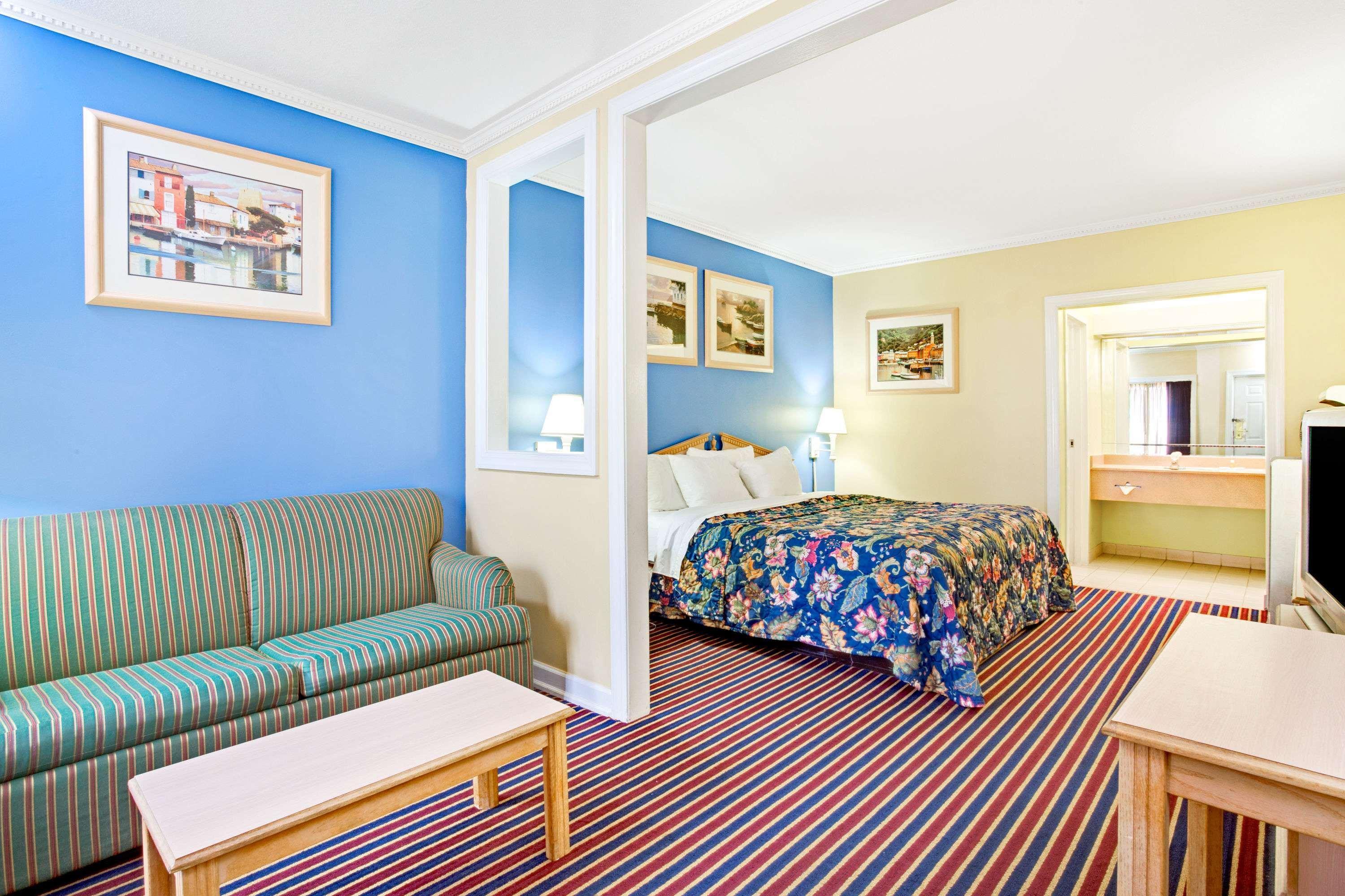 Days Inn By Wyndham Kingsland Ga Екстериор снимка