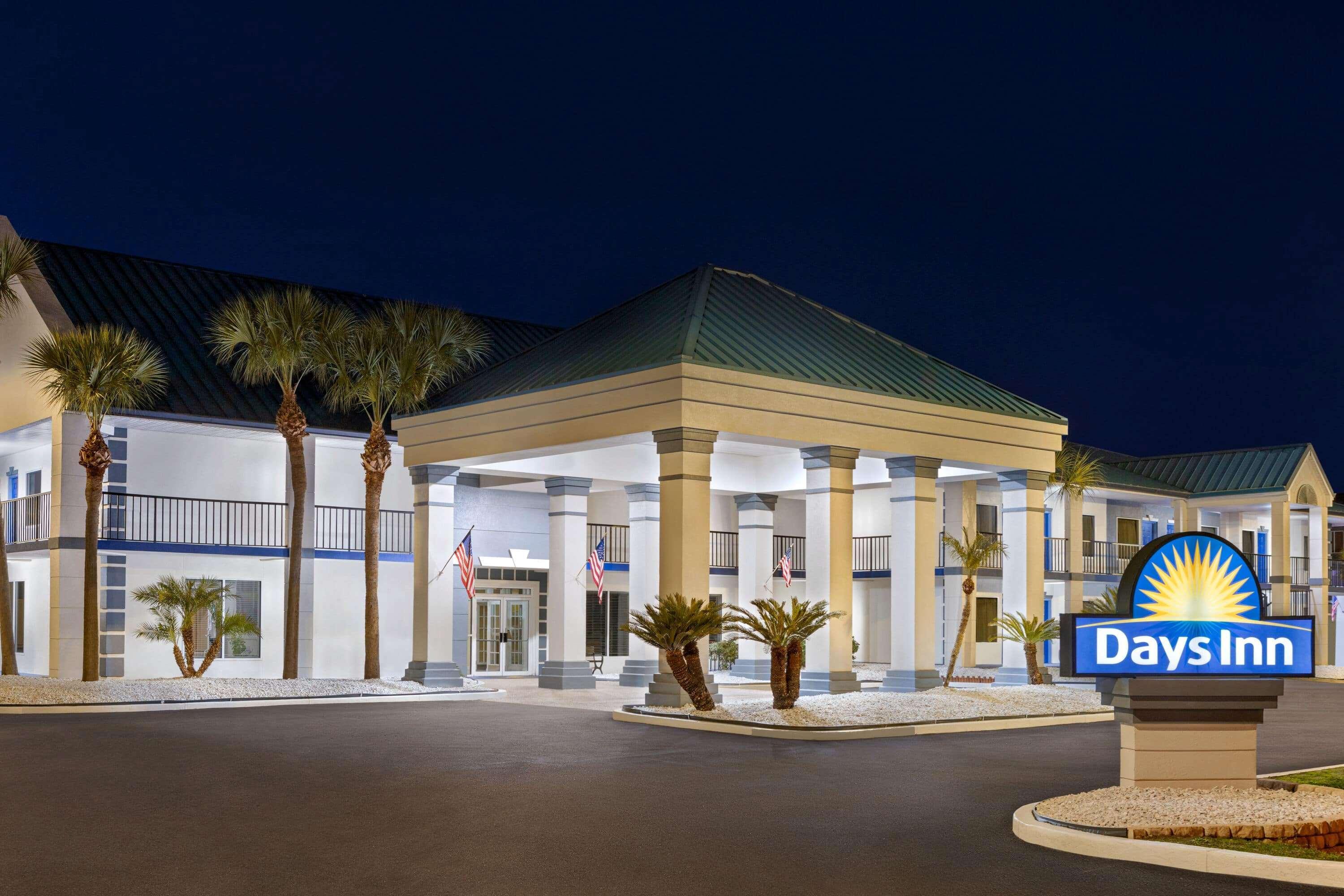 Days Inn By Wyndham Kingsland Ga Екстериор снимка