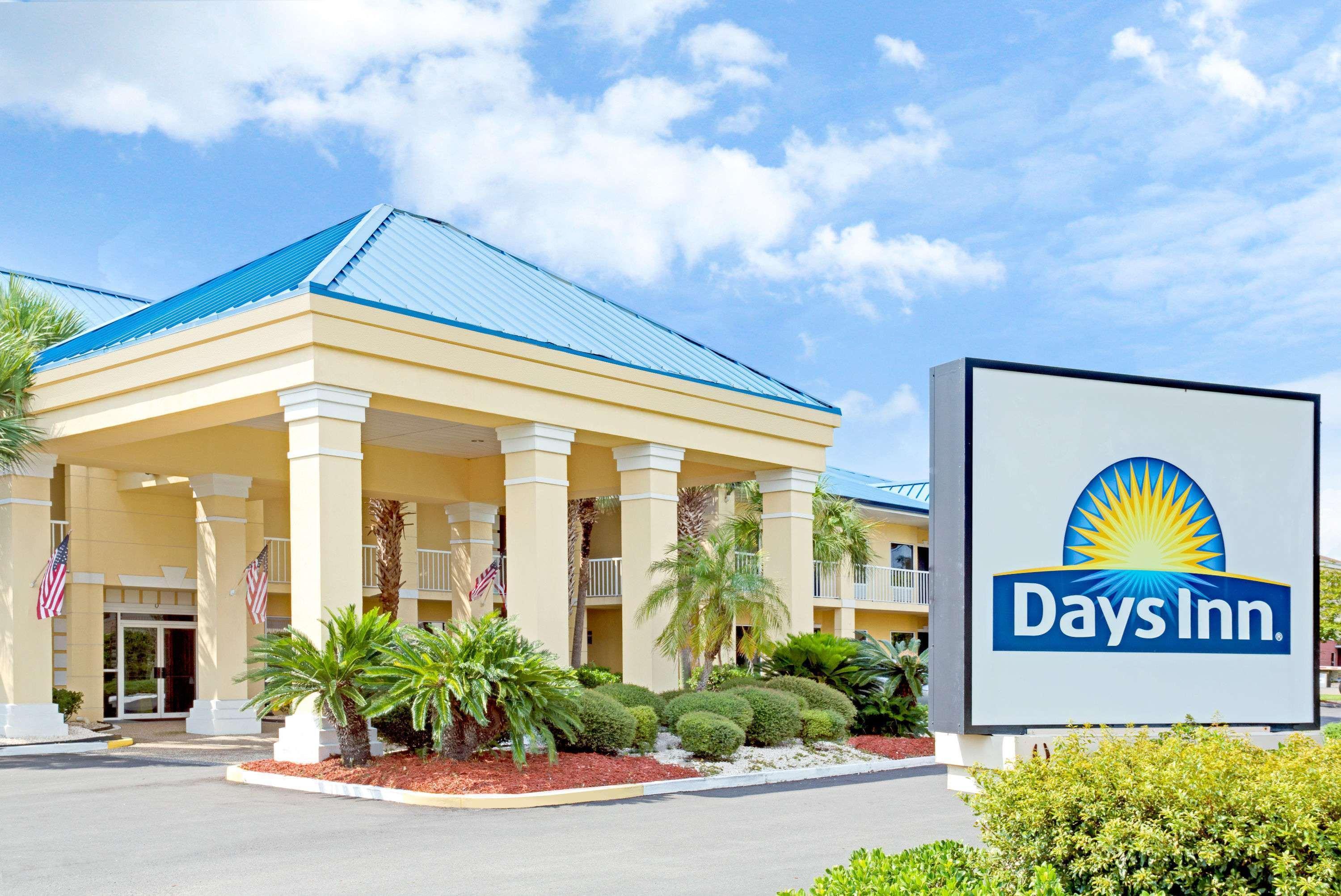 Days Inn By Wyndham Kingsland Ga Екстериор снимка